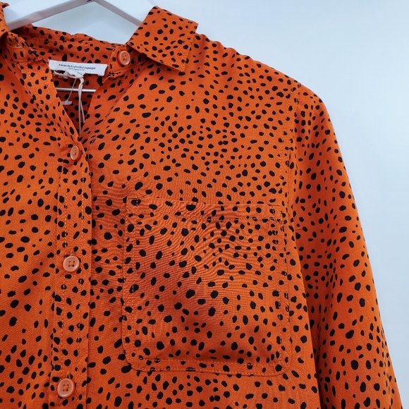 Cheetah Leopard Print Blouse Orange Button Up - Picture 2 of 6
